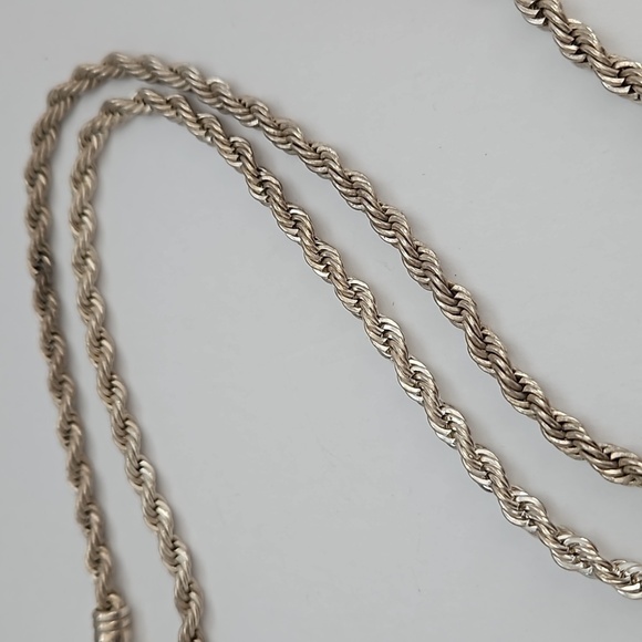 SILVERTONE ROPE 34" Long Bracelet - Picture 6 of 7